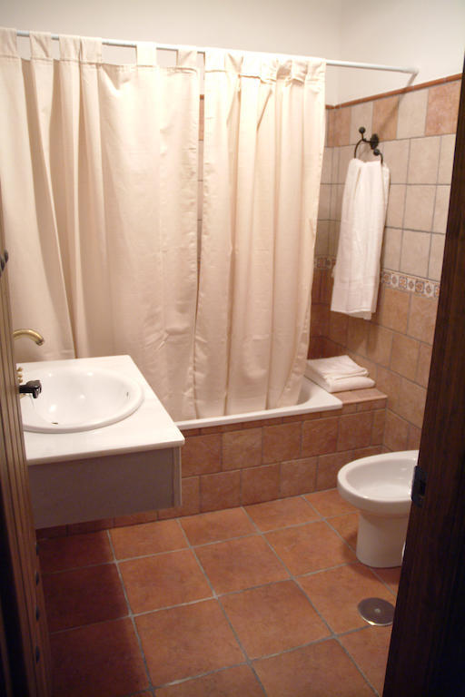 Hotel Casa Maika Montoro Zimmer foto